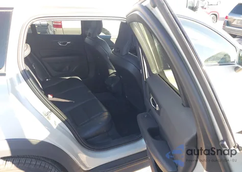 2022 Volvo V60 Cross Country T5 из США, поврежденный, VIN YV4102WK4N2092005